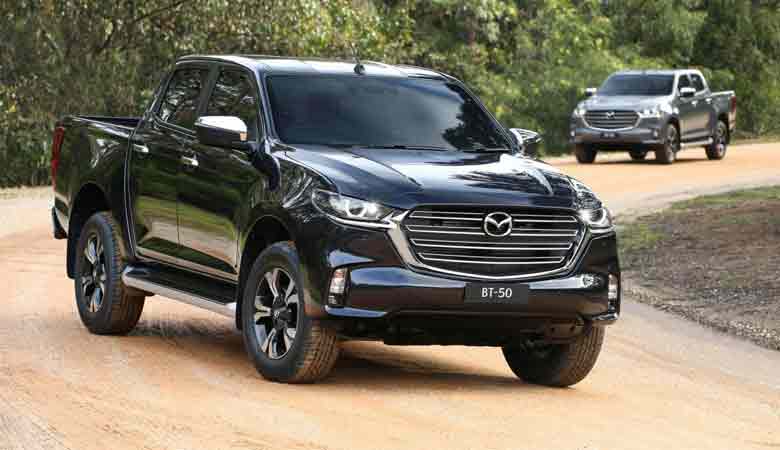 Mazda BT-50 màu đen
