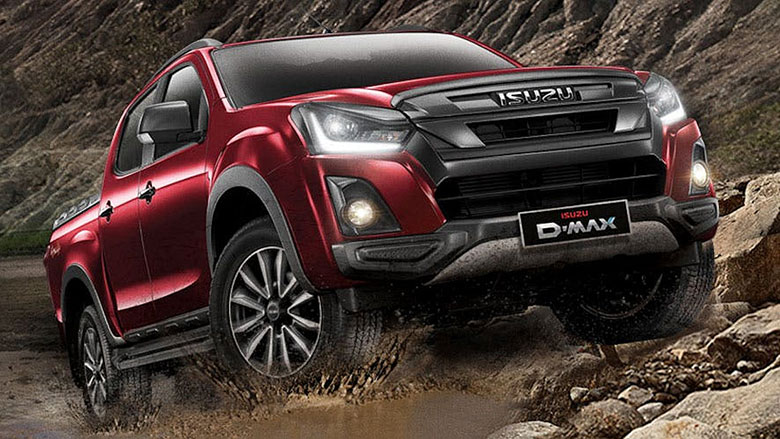 ô tô Isuzu D-max màu đỏ